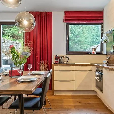 Adelka 104, Private Wellness - Whirlpool, Sauna, Parking Appartement *